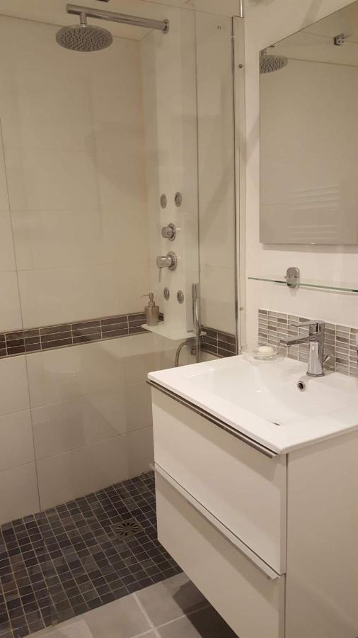 Agreable Appartement T2 Proche Centre Nîmes Exterior foto