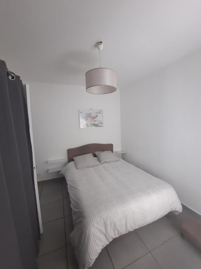 Agreable Appartement T2 Proche Centre Nîmes Exterior foto