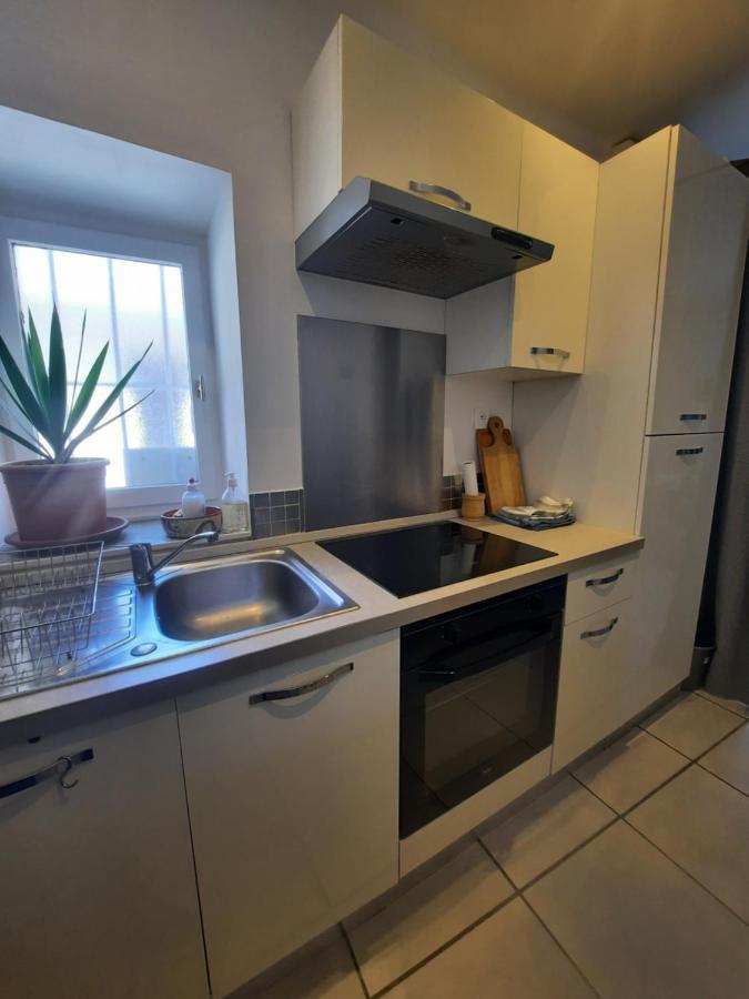 Agreable Appartement T2 Proche Centre Nîmes Exterior foto